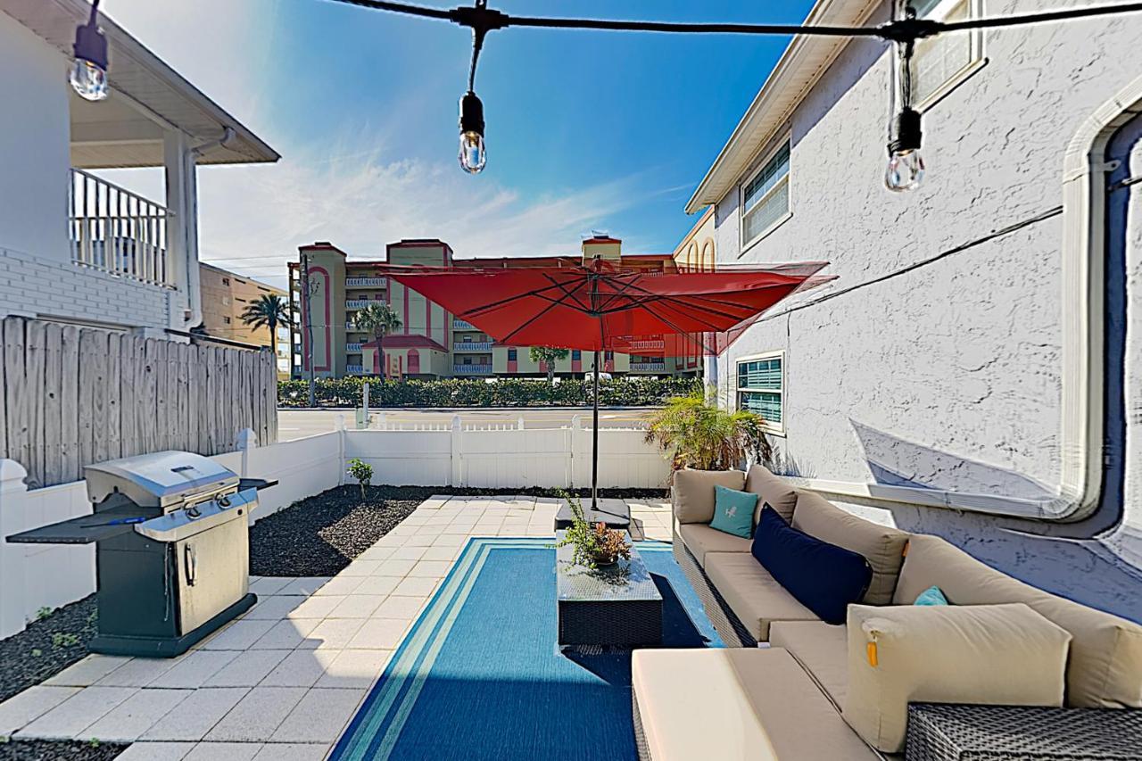 The Palm Condos St. Pete Beach Exterior photo