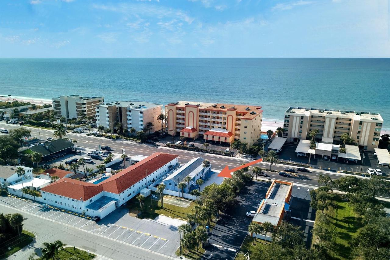 The Palm Condos St. Pete Beach Exterior photo