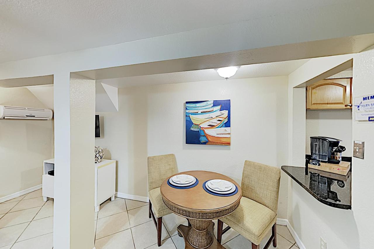The Palm Condos St. Pete Beach Exterior photo