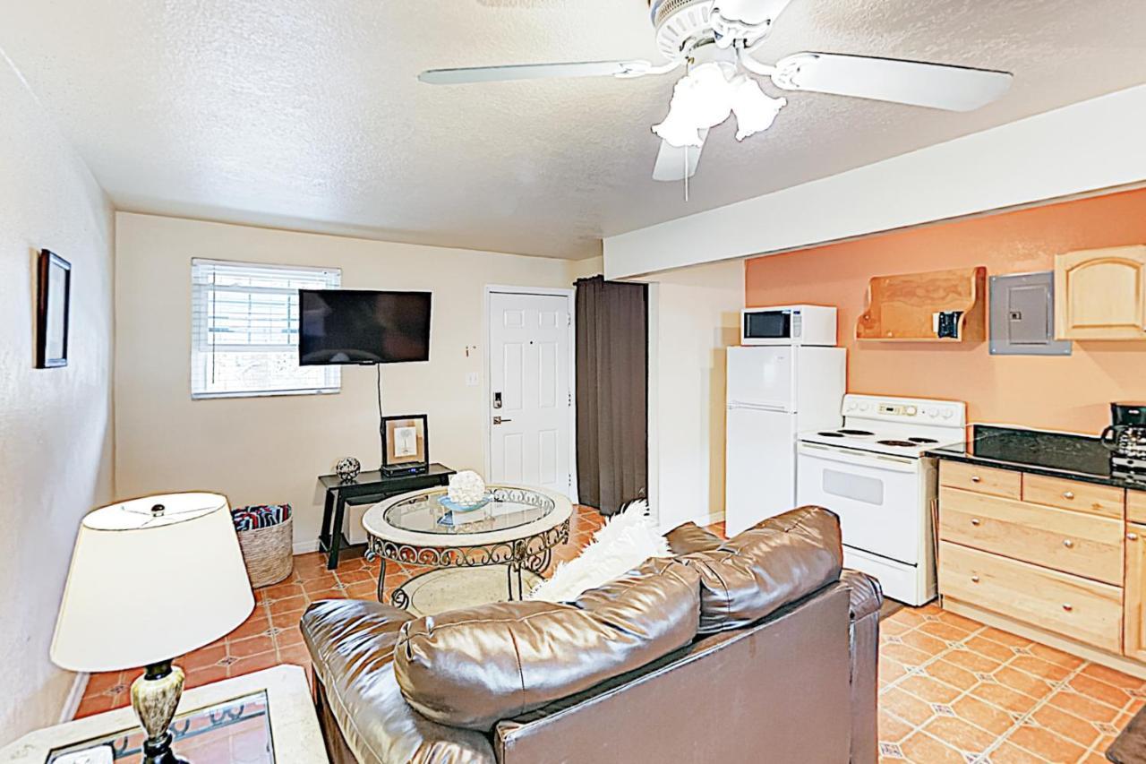 The Palm Condos St. Pete Beach Exterior photo