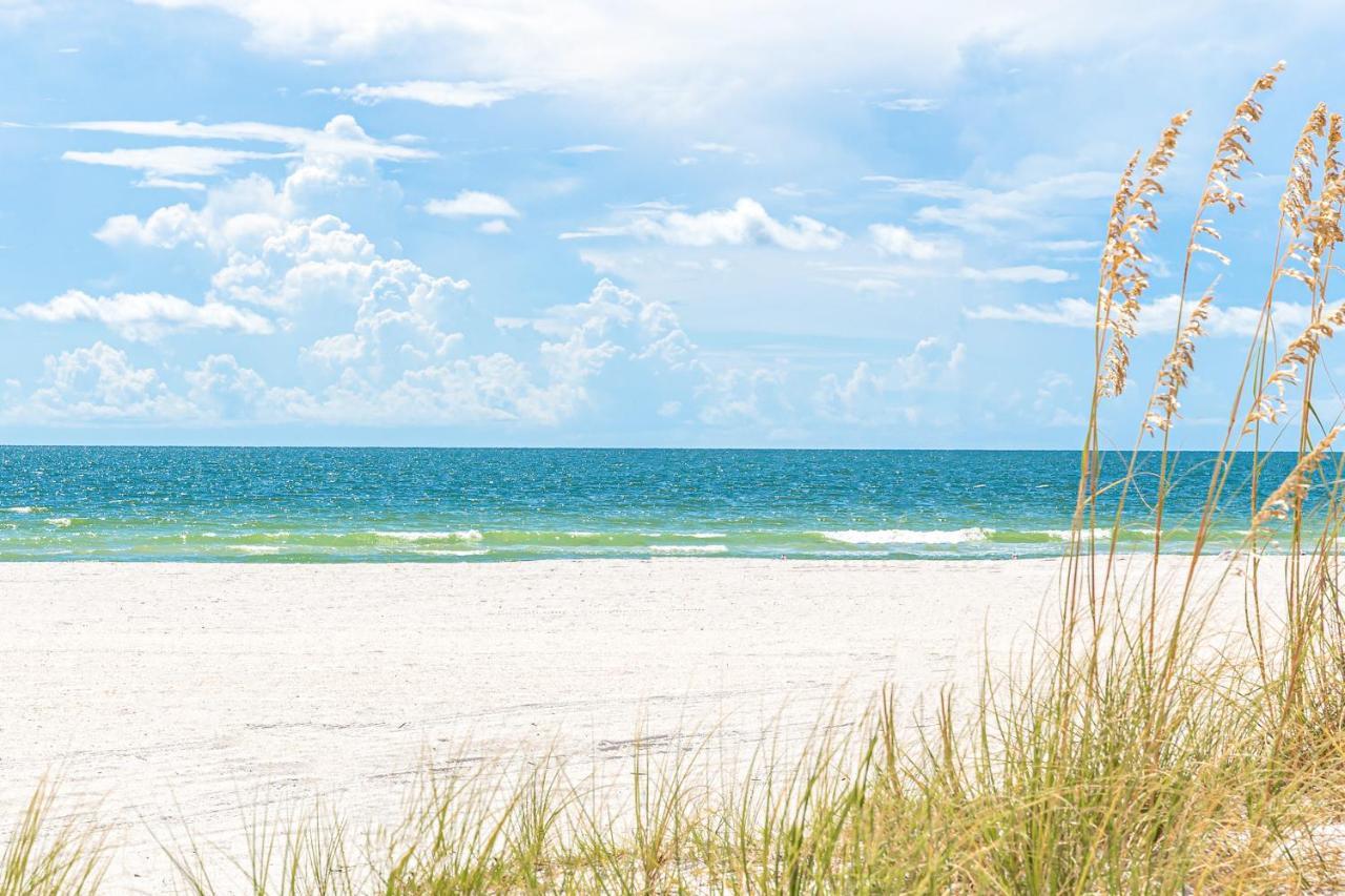 The Palm Condos St. Pete Beach Exterior photo