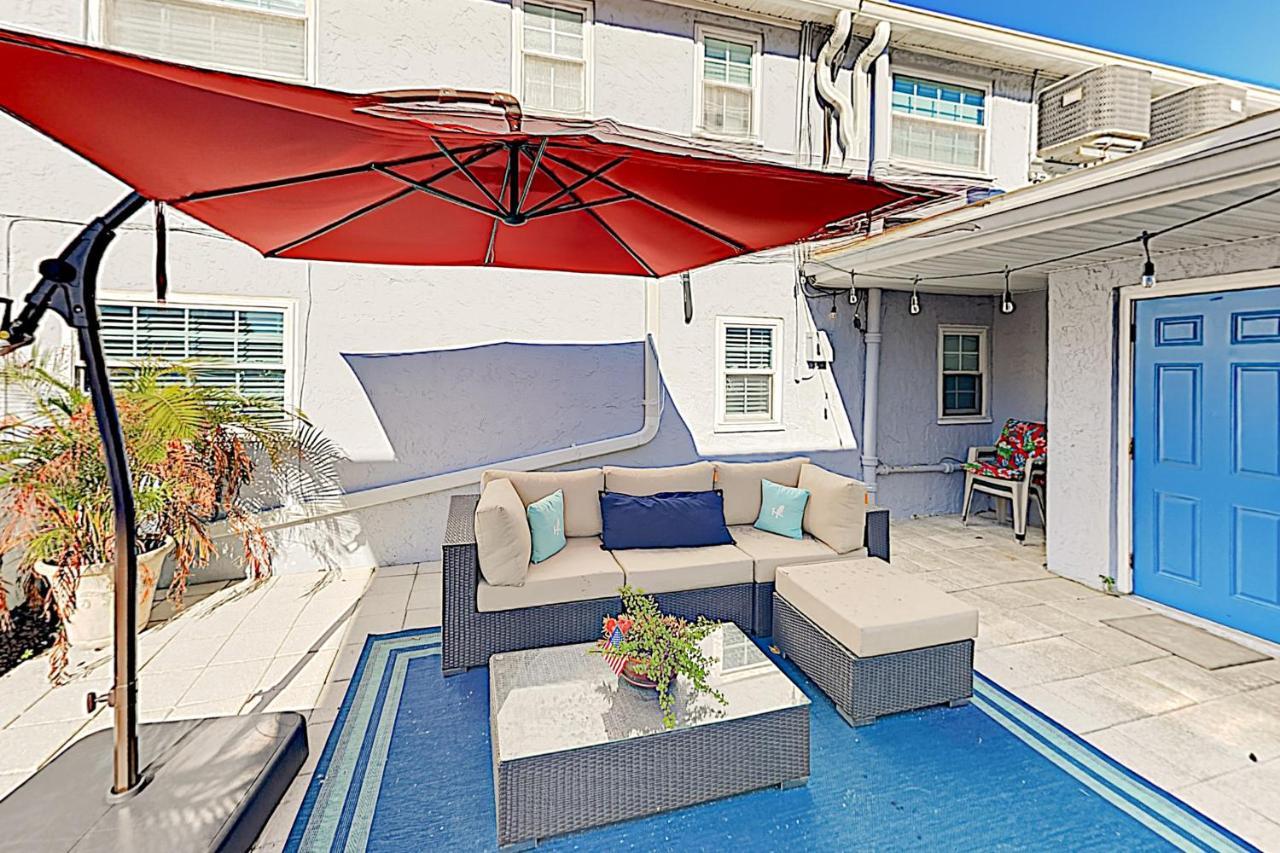 The Palm Condos St. Pete Beach Exterior photo